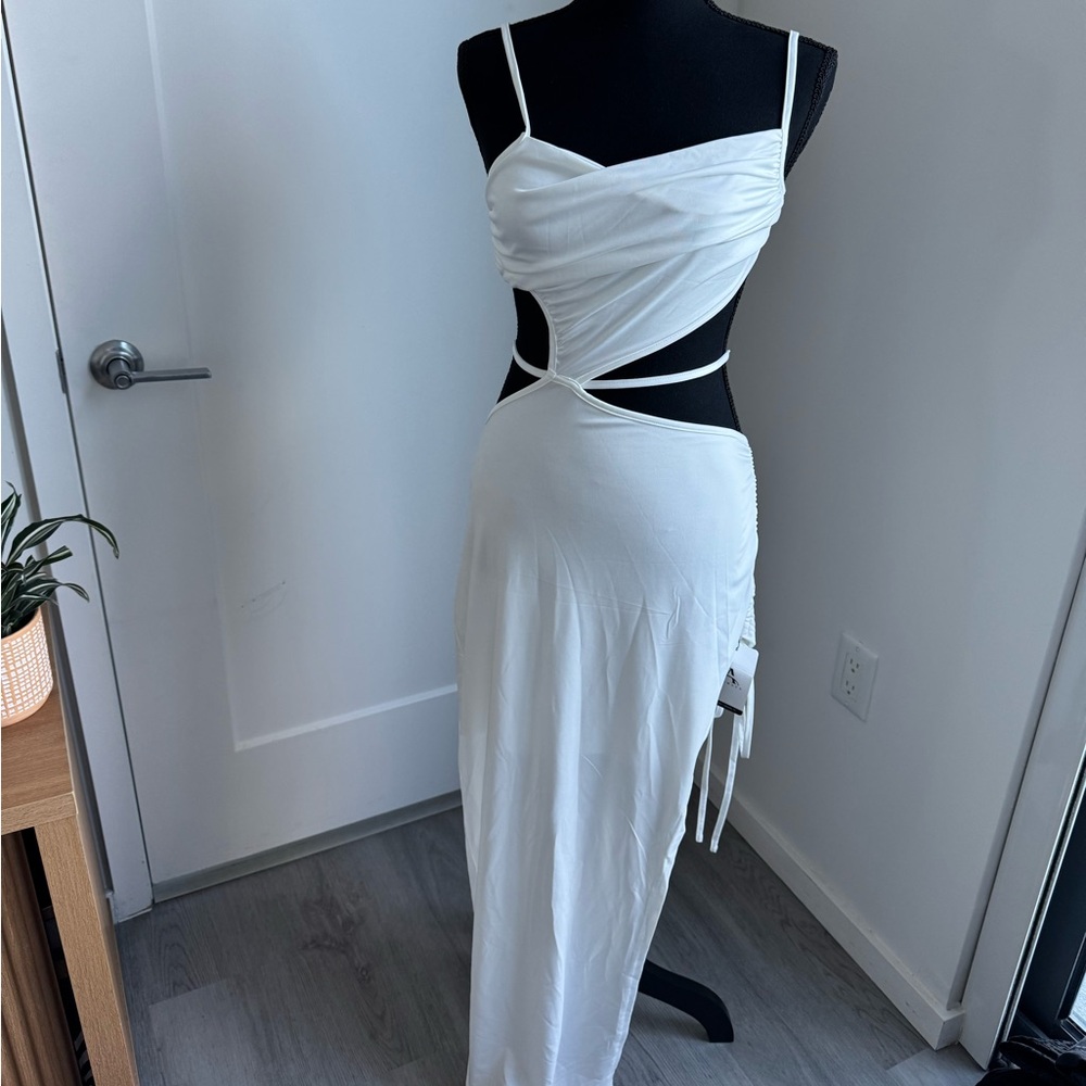 Elegant White Cut-Out Dress